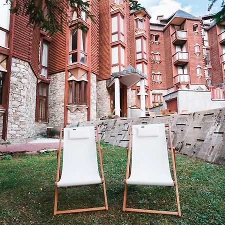 The Nest Alpine Loft Ski-In Ski-Out Брей-Червінія Екстер'єр фото